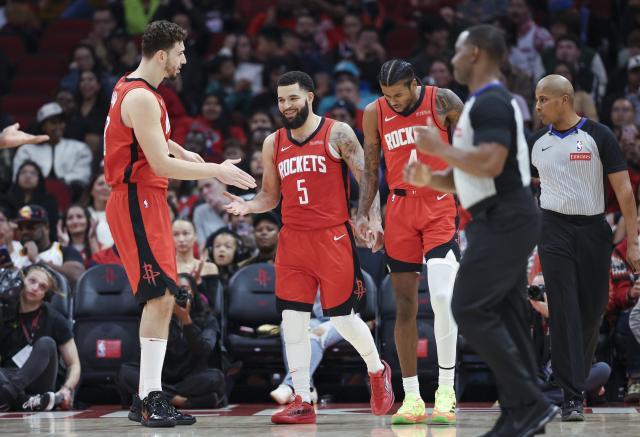 Kaiyun Sports-火箭凯歌高奏冲击西区第一 交易市场他们等待大鱼